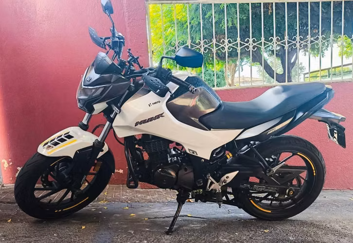 Hero Hunk 160R