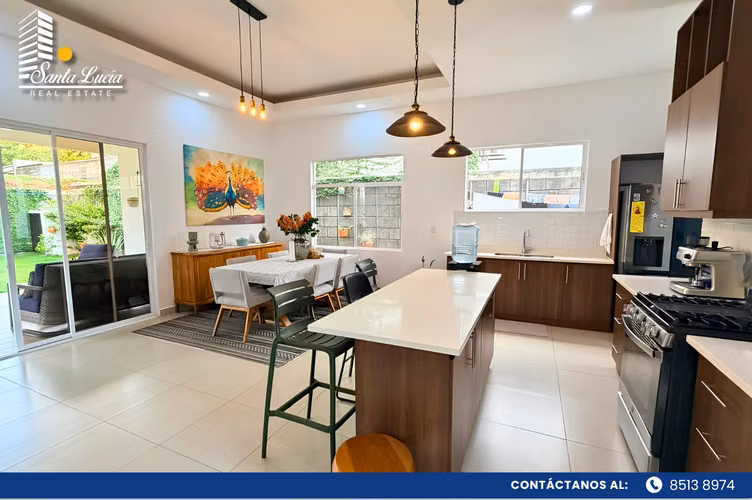 Casa en venta en Santo Domingo Exclusiva - LL