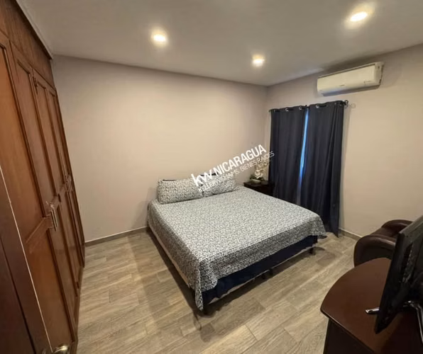 Bella casa  en venta en Carretera Sur, con piscina y terreno amplio, CG