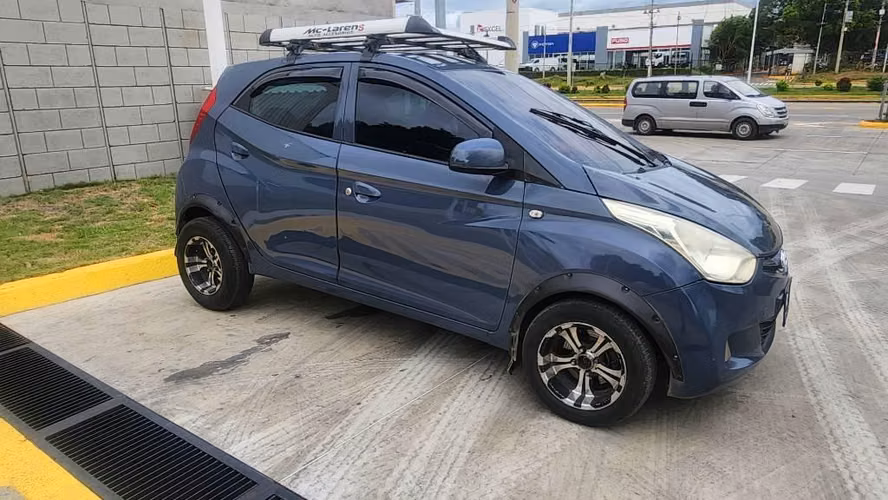 Venta de hyundai eon