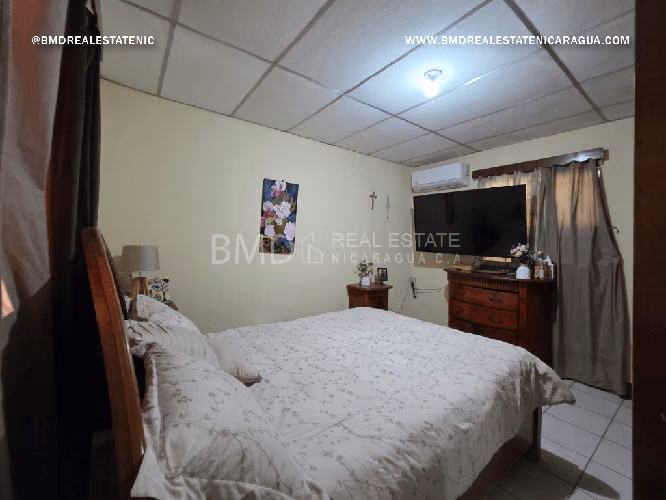 SE VENDE EN LAS COLINAS A 50 VRS DE LA C. A MASAYA CASA CON TERRENO GRANDE 0309 - Imagen 6