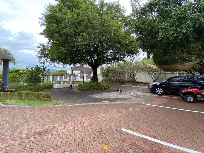 Venta de Casa en Las Colinas
