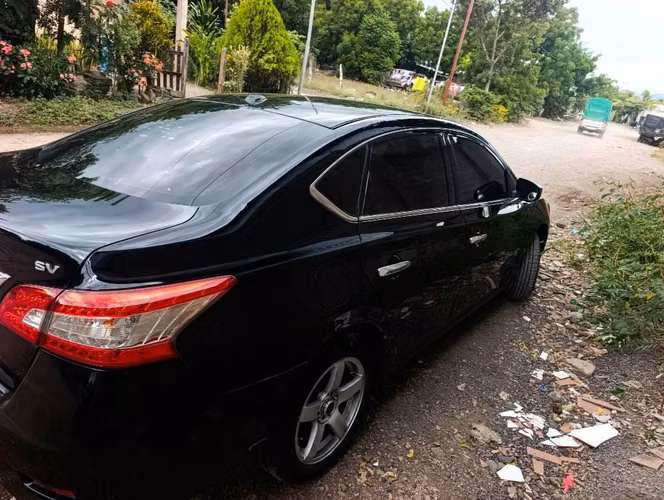 Cambio o vendo Sentra 2015