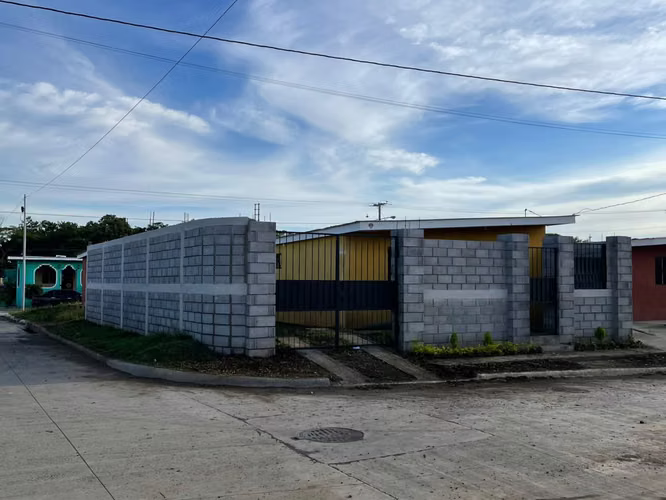 Oportunidad de Inversión casa en Recidencial sector el mayoreo