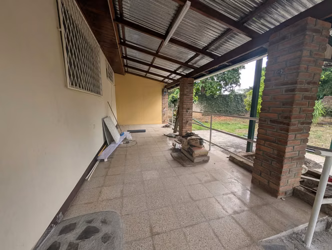 Casa en Condominio Privado - Santo Domingo