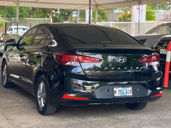 HYUNDAI AVANTE AÑO 2019