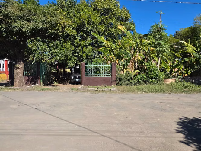 FH | En Venta Terreno con Mejoras | Comarca Cofradía