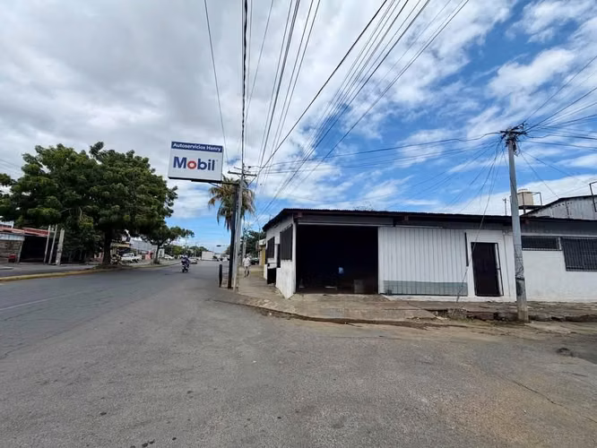  Se renta bodega/local comercial esquinero en el sector de La Tenderí, Mercado Oriental