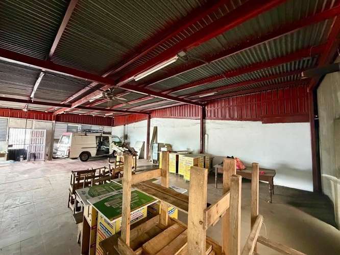  Se renta bodega/local comercial esquinero en el sector de La Tenderí, Mercado Oriental - Imagen 4