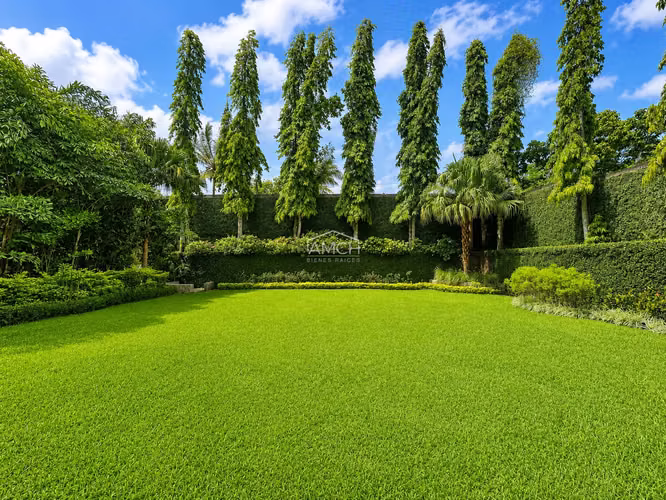 AM - Elegante Residencia en Venta en Carretera Sur