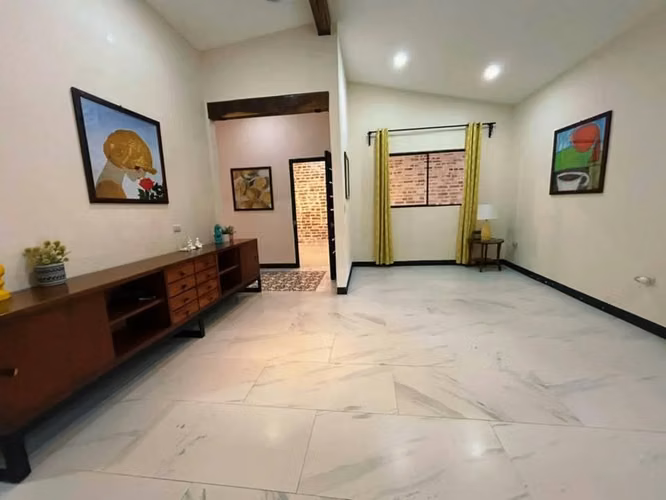 FPX_ **¡Casa en venta en Residencial Santa Rosa, Jinotepe!** - Imagen 3