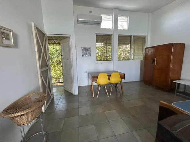  Hermosa casa vacacional de playa estilo townhouse ubicada frente al mar  