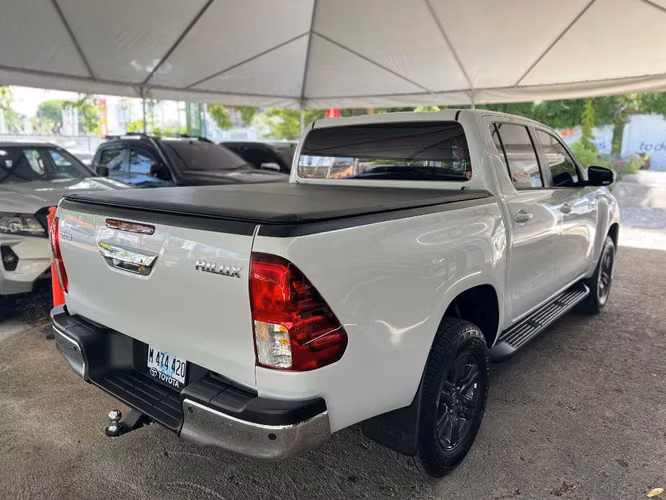 Toyota Hilux SR - Imagen 4