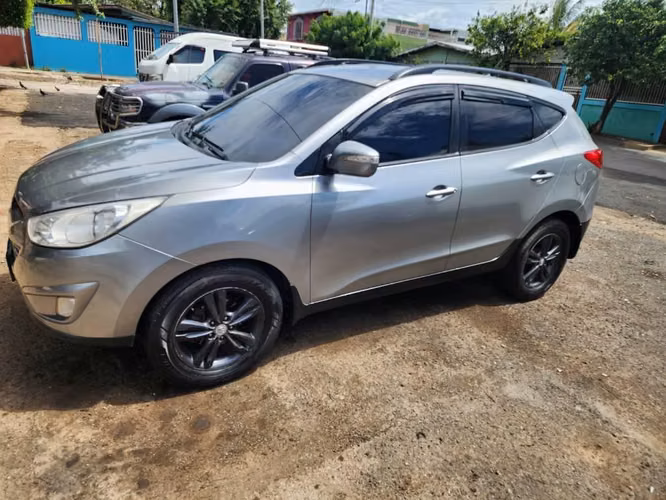 Venta linda TUCSON 2011 nitida