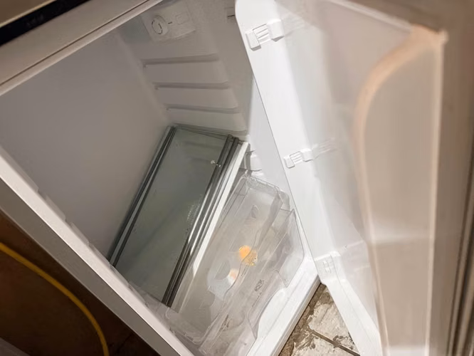 Refrigeradora frigidaire 8 pies