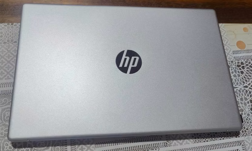 HP Laptop 15 |AMD Ryzen 7 7730U| 16 GB de RAM