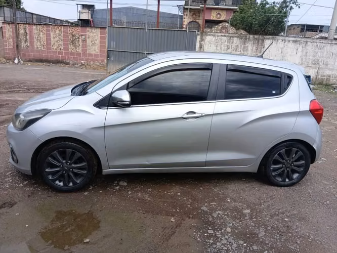 Vendo auto usado