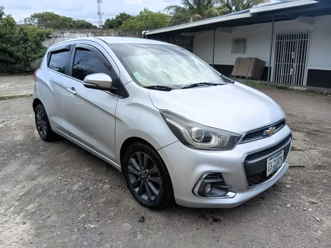 Vendo auto usado