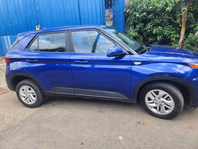 Vendo hyundai venue año 2022