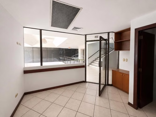 AM - Oficina / Consultorio Médico en Venta en Ofiplaza