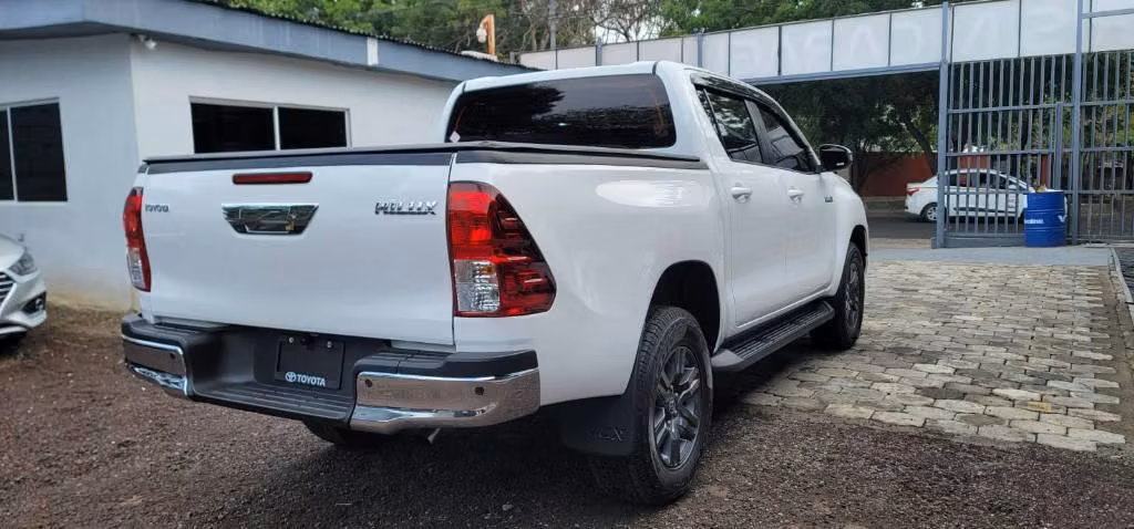 Toyota Hilux 2027 Nueva 