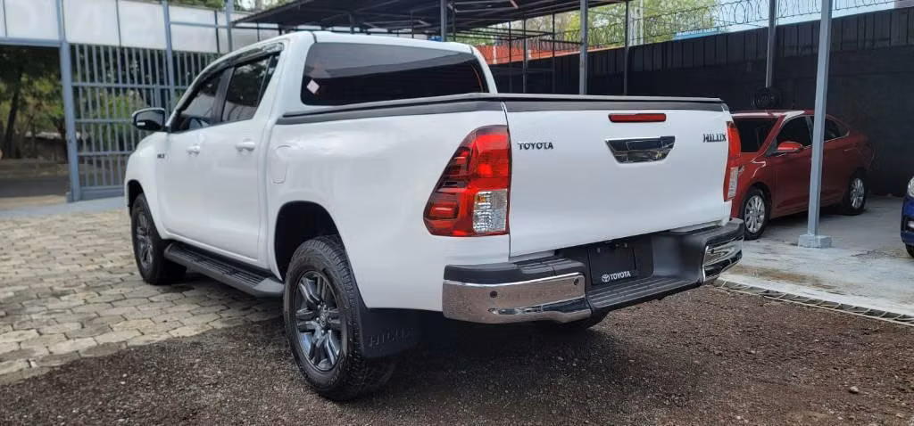 Toyota Hilux 2027 Nueva 