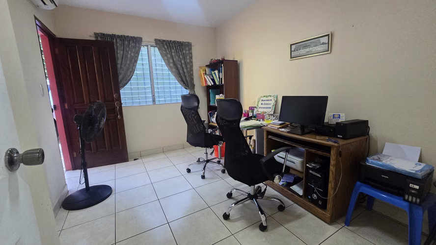 YA-Vendo hermosa casa + apartamento en Villa Fontana sur