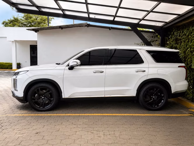 Hyundai Palisade HTRAC Diesel 2023 | AWD | 3 Filas | Asientos Capitán | Impecable