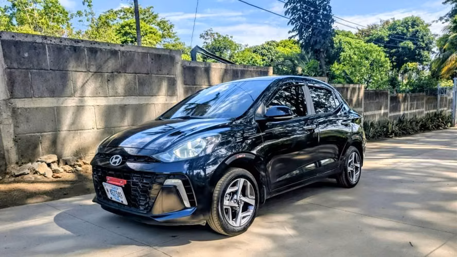 Hyundai Grand I10 sedán automático