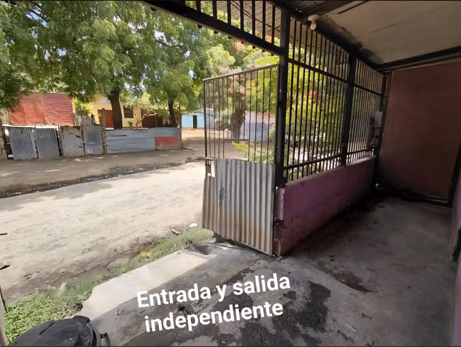Alquilo dos cuartos para parejas cerca del mercado mayoreo