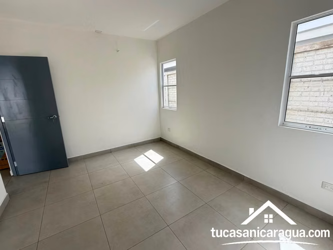 Se renta casa nueva de una planta para estrenar