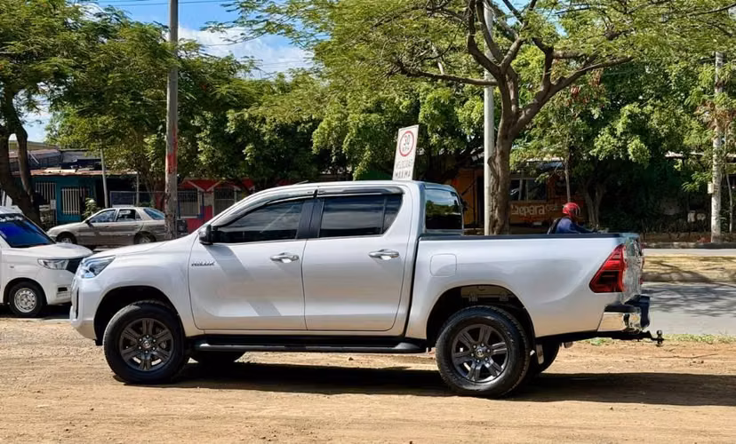 Hilux 2025 SRV