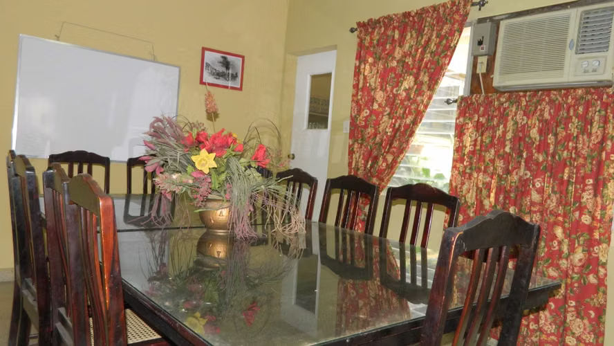 Venta de Hotel en Colonia Mantica