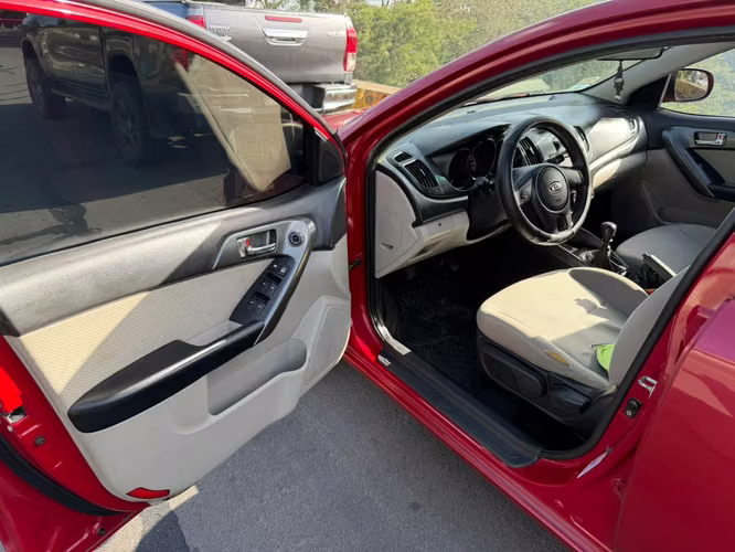 Vendo lindo Kia Cerato Ex