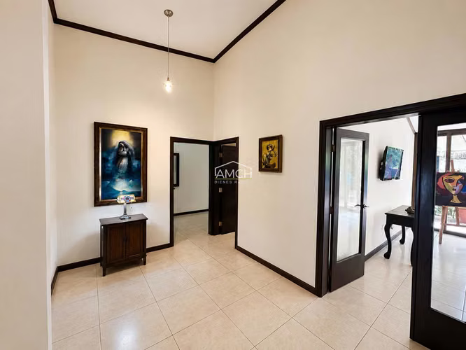 AM- Amplia casa en venta en condominio – Altos de Santo Domingo