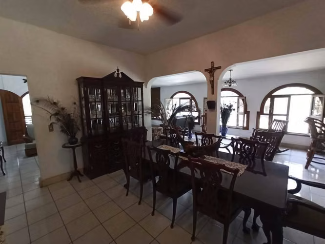 CASA-QUINTA EN VENTA