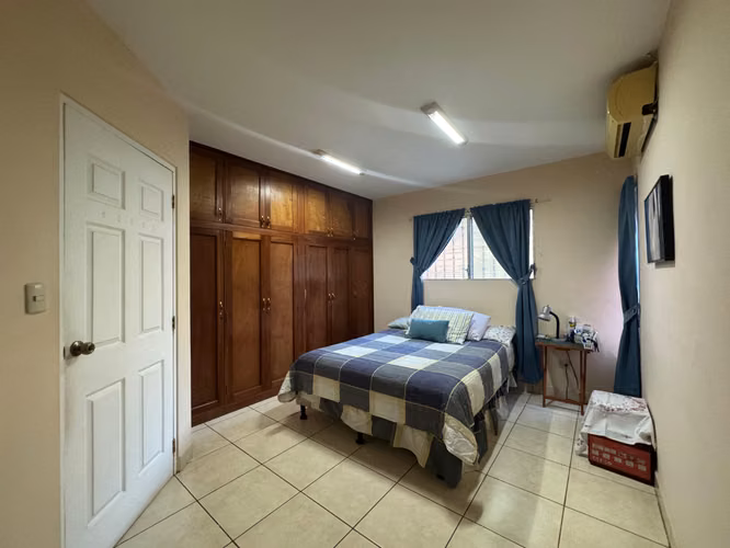 Venta de Casa en Villa Fontana