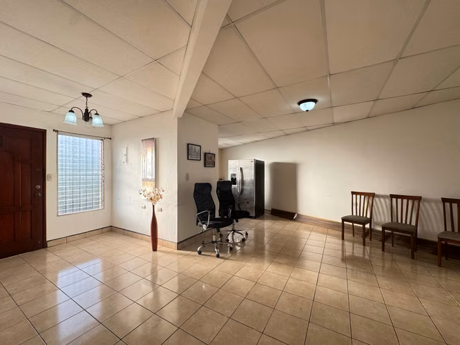 Venta de Casa en Villa Fontana