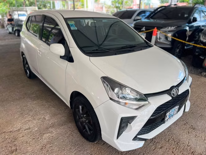 VENDO TOYOTA AGYA 2023 Automático Hannah Leiva