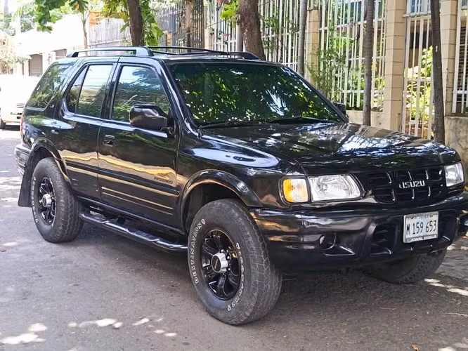 Ganga Isuzu Rodeo 2001 4X2  (Leer Descripción)