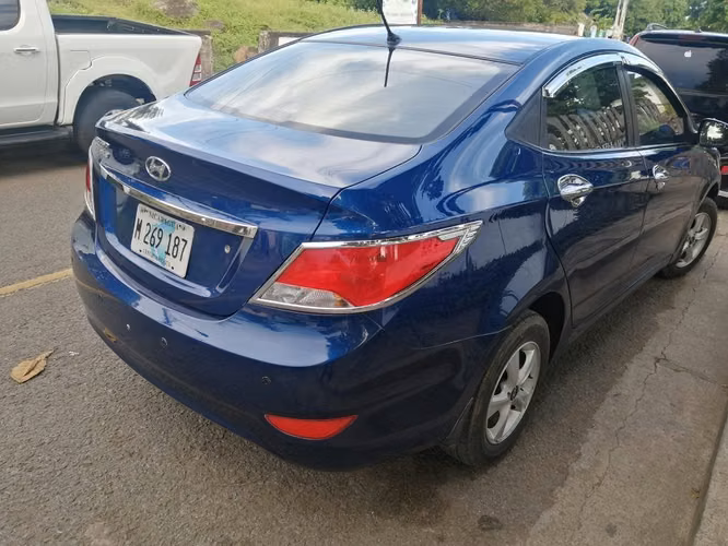 Hyundai Accent Blue 2017