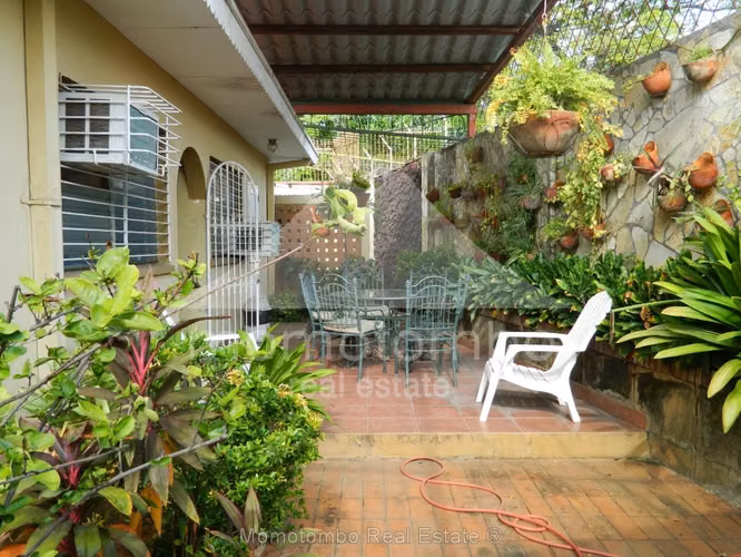 Hotel en Venta Colonia Mantica, Managua