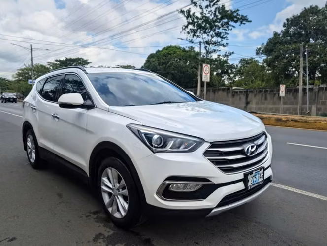 Hyundai Santa Fe 4x4 Automática 2017