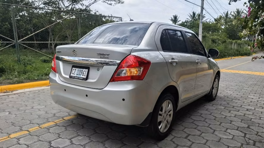 Suzuki Swift Mecánico 2015