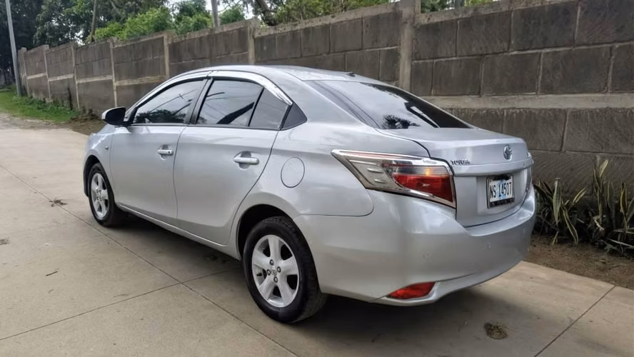 Toyota Yaris Mecánico 2015