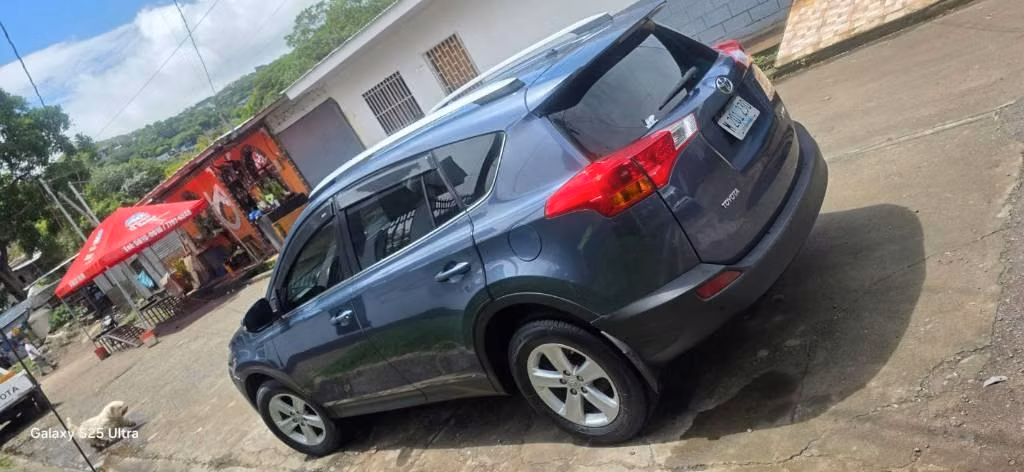 Toyota Rav 4 2014