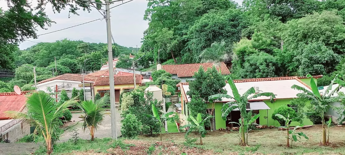 Terreno en urbanización con vista al lago