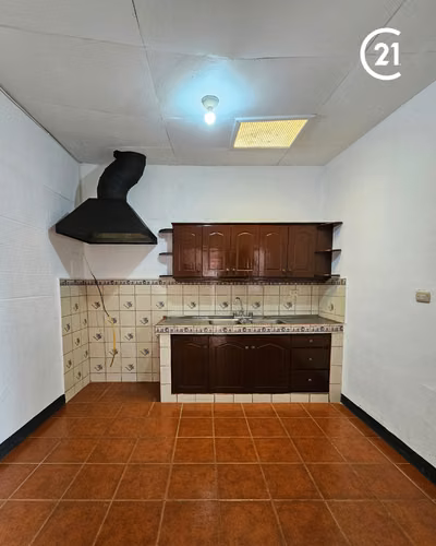 Excelente ubicación y precio para vivir o invertir- Colonia Centroamérica