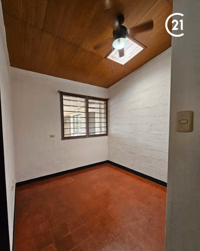 Excelente ubicación y precio para vivir o invertir- Colonia Centroamérica