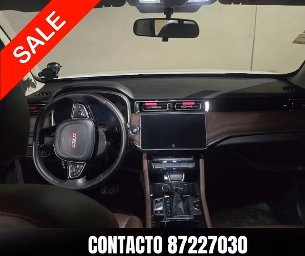CAMIONETA  CERRADA